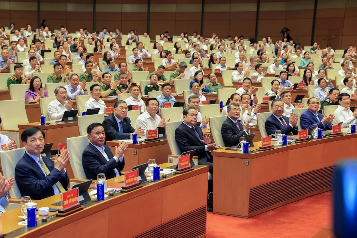 Quán triệt, triển khai thực hiện Nghị quyết Hội nghị Trung ương IV khoá XIV