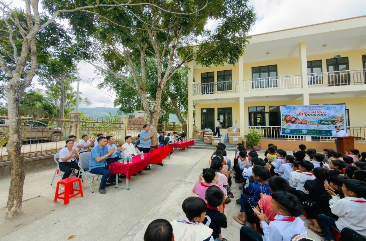NAWAPI – WATEDA “GIEO NẮNG VÙNG CAO” ĐẾN VỚI HỌC SINH ĐIỂM TRƯỜNG ÍT CHOM TRÊN, LAI CHÂU