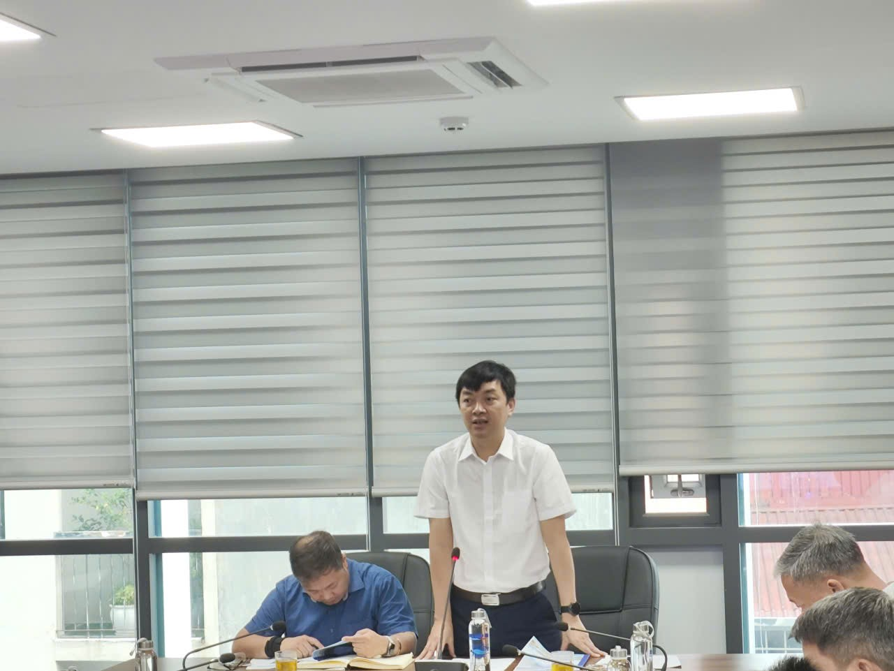 Hội thảo “Kết quả lập danh mục nguồn nước mặt bị suy thoái, cạn kiệt, ô nhiễm” thuộc nhiệm vụ “Điều tra, phân loại và lập danh mục các nguồn nước mặt sông liên tỉnh bị ô nhiễm, suy thoái, cạn kiệt trên phạm vi toàn quốc”